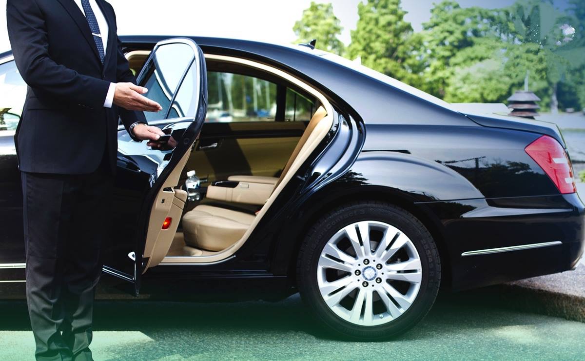 Voiture de luxe VTC Transport Silver Coast - Service premium dans les Landes